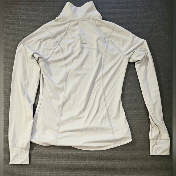 Long sleeve old navy athletic top - Picture 6 of 8